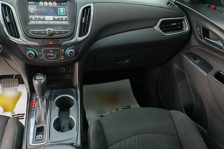 Used Chevrolet Equinox 2017 535T Automatic Lingjie Edition Interior 3