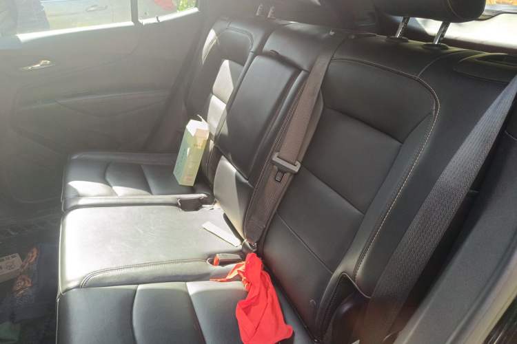 Used Chevrolet Equinox 2017 535T Automatic YuJie Edition Left Rear Seat