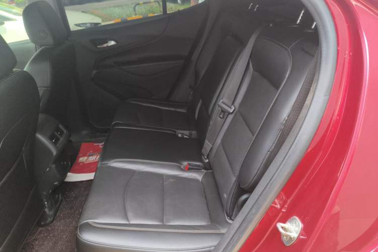 Used Chevrolet Equinox 2017 550T Automatic All-Wheel-Drive Huanjie Edition Left Rear Seat
