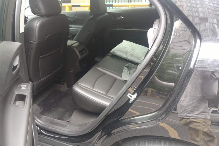 Used Chevrolet Equinox 2017 550T Automatic All-Wheel-Drive Huanjie Edition Left Rear Seat
