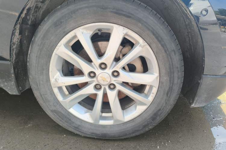 Used Chevrolet Equinox 2017 550T Automatic All-Wheel-Drive Huanjie Edition Right Front Wheel Hub