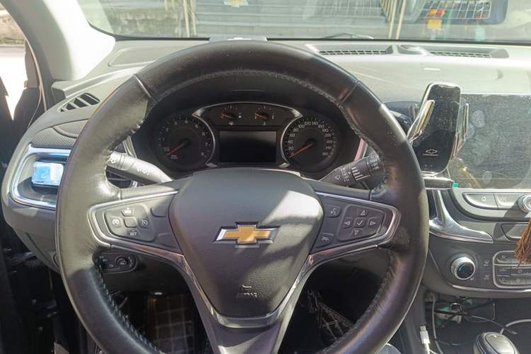Used Chevrolet Equinox 2017 535T Automatic YuJie Edition Steering Wheel