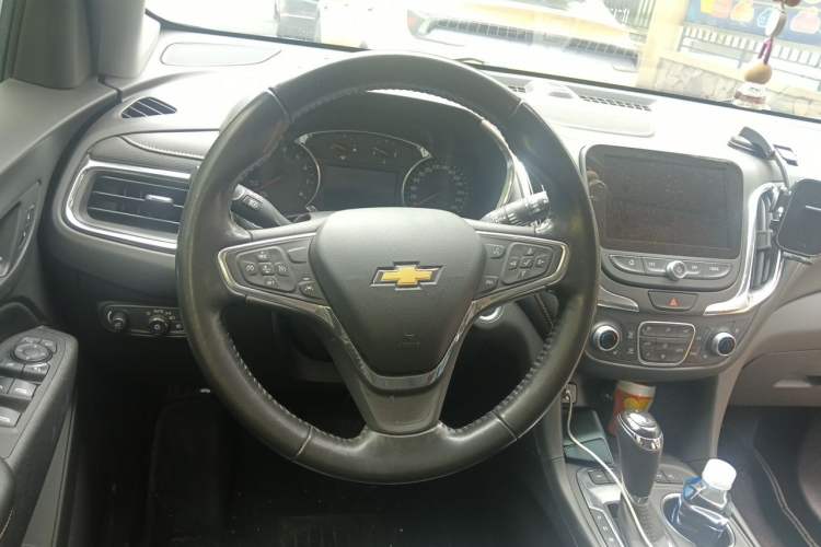 Used Chevrolet Equinox 2017 550T Automatic All-Wheel-Drive Huanjie Edition Steering Wheel