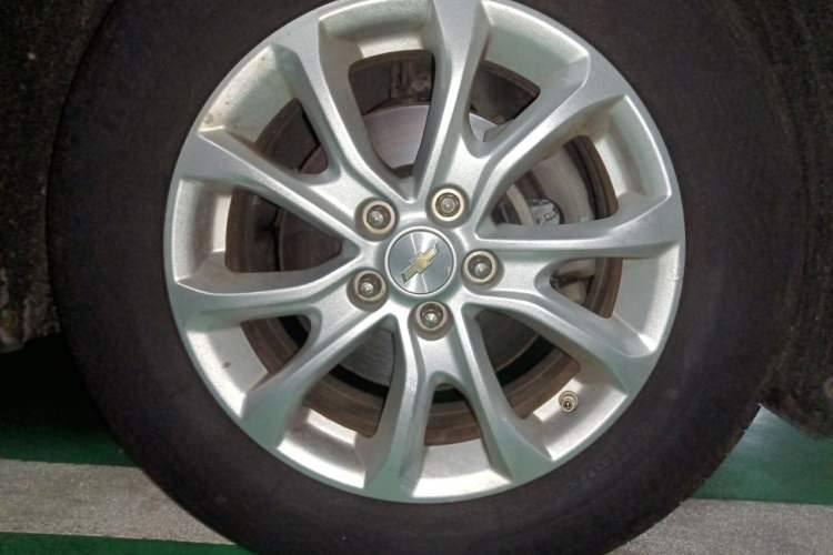 Used Chevrolet Equinox 2017 535T Automatic Lingjie Edition Right Front Wheel Hub