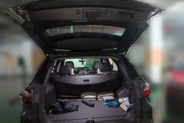 Used Chevrolet Equinox 2017 535T Automatic Lingjie Edition Trunk