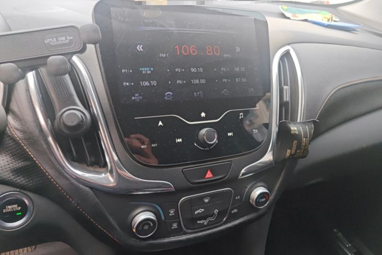 Used Chevrolet Equinox 2017 535T Automatic Chijie Edition Audio And AC Panel