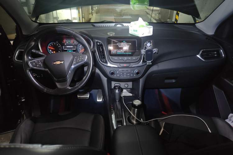 Used Chevrolet Equinox 2017 535T Automatic YuJie Edition Center Console