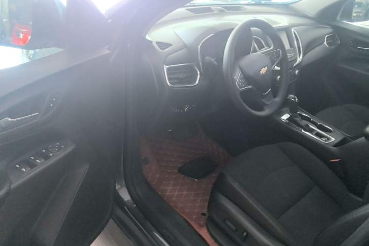 Used Chevrolet Equinox 2017 535T Automatic Chijie Edition Driver Seat