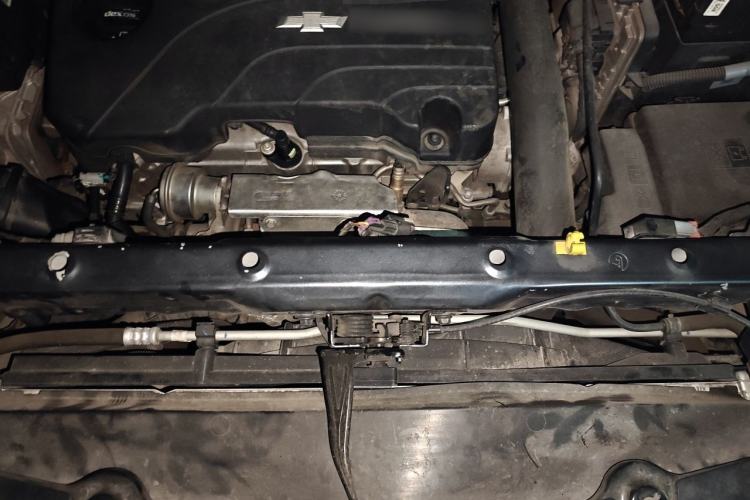 Used Chevrolet Equinox 2017 535T Automatic Chijie Edition Engine Bay