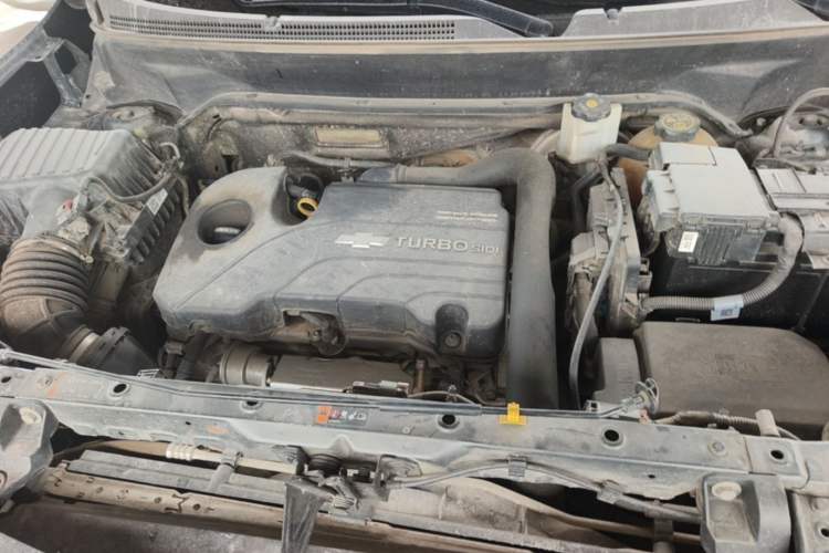 Used Chevrolet Equinox 2017 535T Automatic Chijie Edition Engine Bay
