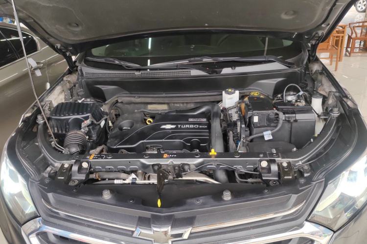Used Chevrolet Equinox 2017 535T Automatic Chijie Edition Engine Bay