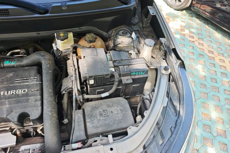 Used Chevrolet Equinox 2017 535T Automatic YuJie Edition Engine Bay Left