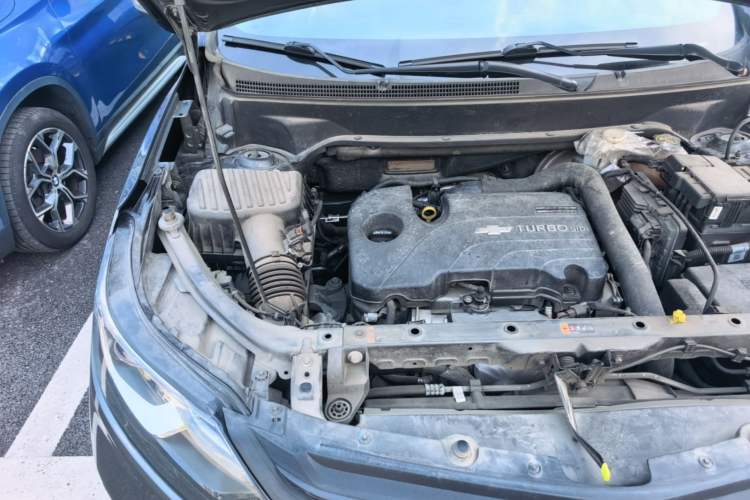 Used Chevrolet Equinox 2017 535T Automatic YuJie Edition Engine Bay Right