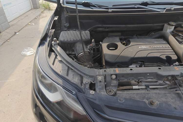 Used Chevrolet Equinox 2017 535T Automatic YuJie Edition Engine Bay Right