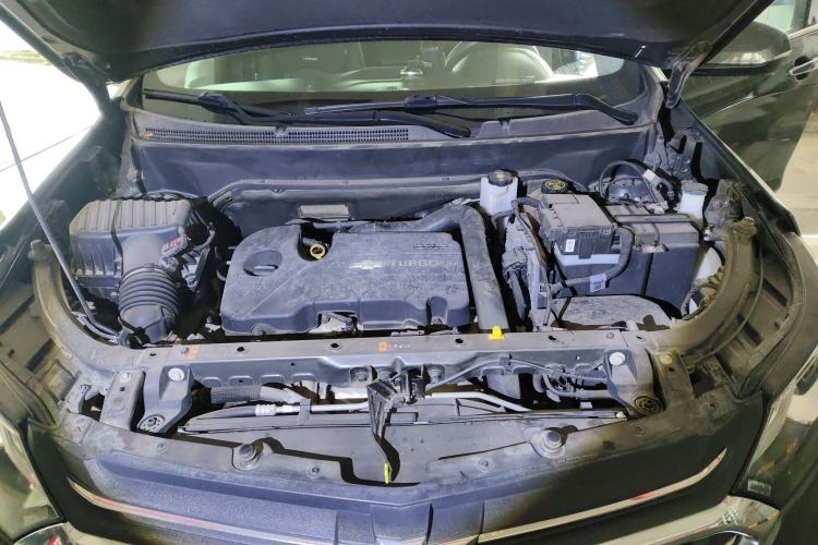 Used Chevrolet Equinox 2017 535T Automatic YuJie Edition Engine Bay