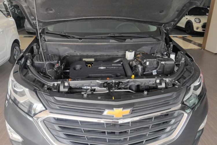 Used Chevrolet Equinox 2017 535T Automatic Chijie Edition Engine Bay