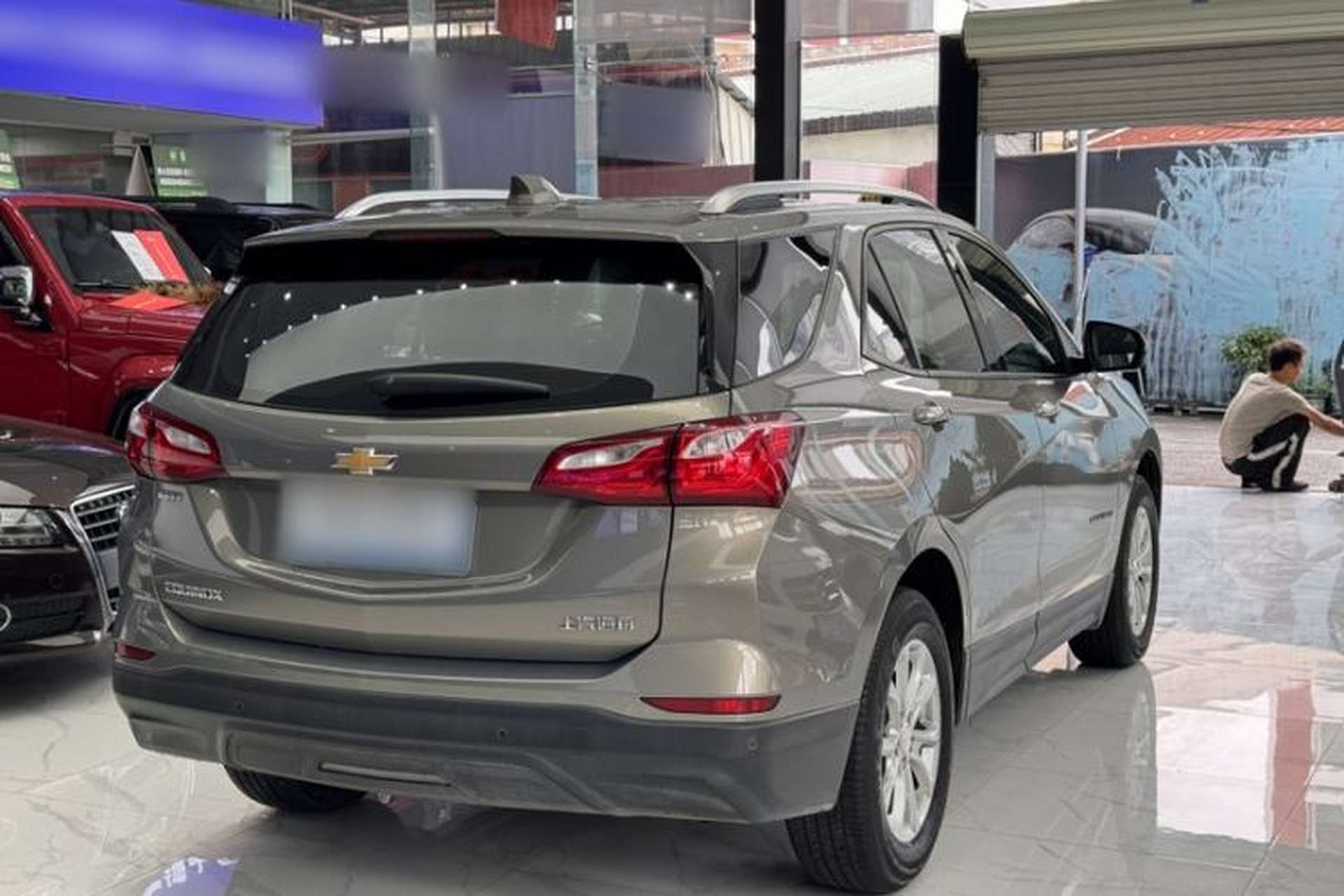 Used Chevrolet Equinox 2017 535T Automatic Lingjie Edition Exterior 4