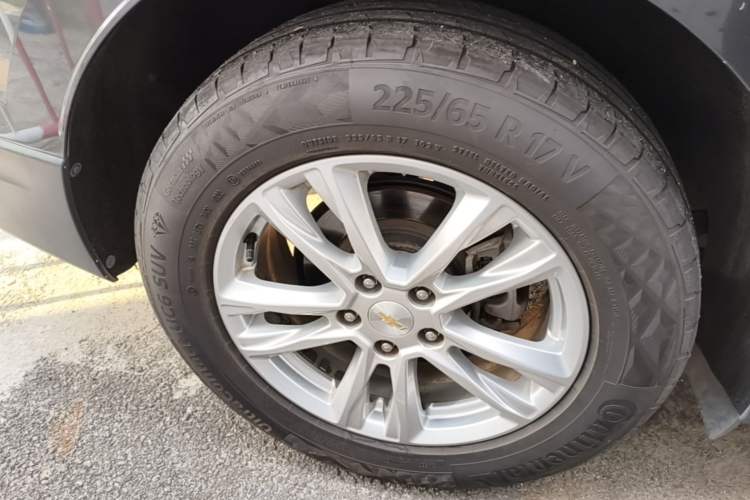 Used Chevrolet Equinox 2017 535T Automatic YuJie Edition Exterior 5