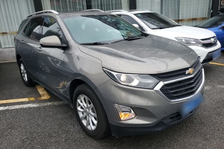 Used Chevrolet Equinox 2017 535T Automatic Lingjie Edition Front Right 45 Deg