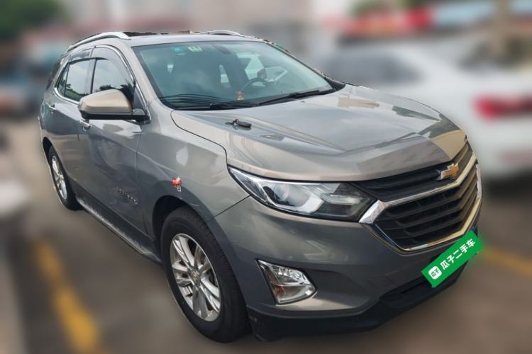 Used Chevrolet Equinox 2017 535T Automatic YuJie Edition Front Right 45 Deg