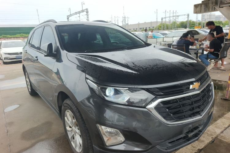Used Chevrolet Equinox 2017 535T Automatic Chijie Edition Front Right 45 Deg