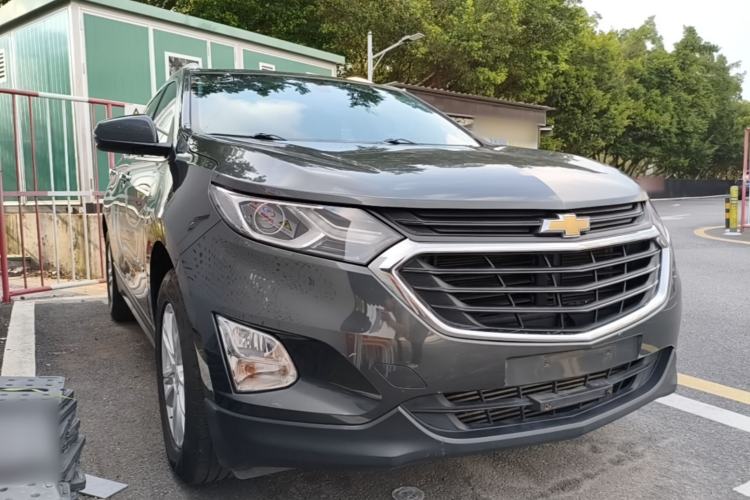 Used Chevrolet Equinox 2017 535T Automatic YuJie Edition Front Right 45 Deg