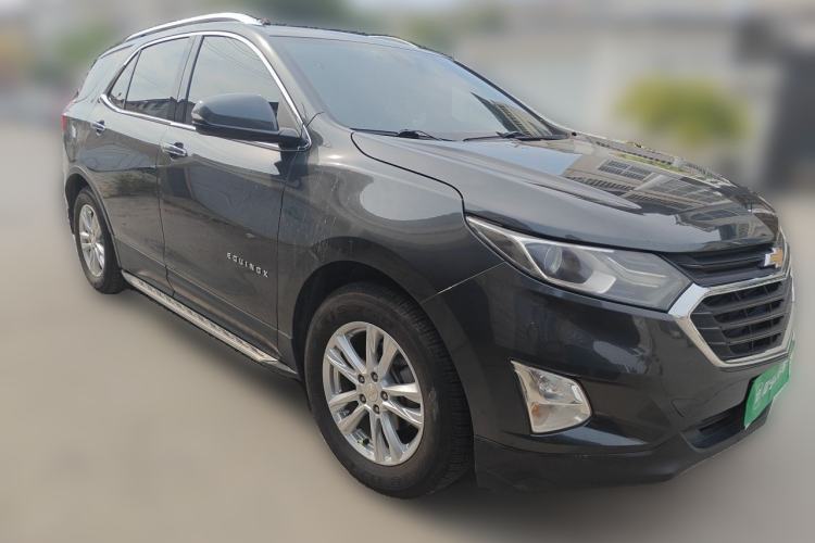 Used Chevrolet Equinox 2017 535T Automatic YuJie Edition Front Right 45 Deg