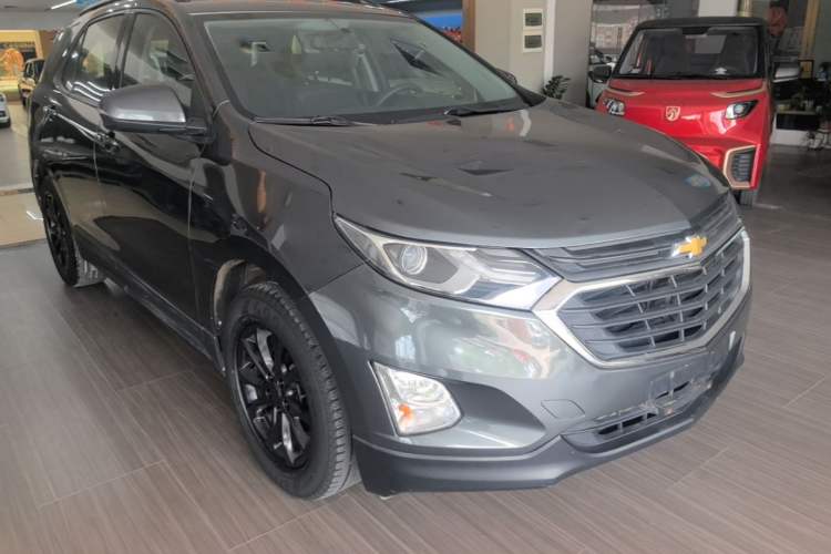 Used Chevrolet Equinox 2017 535T Automatic Chijie Edition Front Right 45 Deg