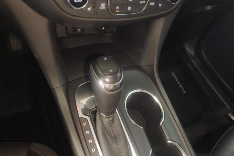 Used Chevrolet Equinox 2017 535T Automatic YuJie Edition Gear Lever