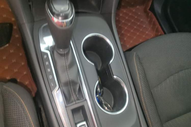 Used Chevrolet Equinox 2017 535T Automatic Chijie Edition Gear Lever
