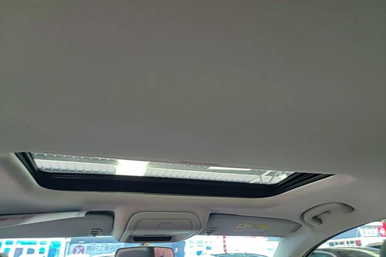 Used Chevrolet Equinox 2017 535T Automatic Lingjie Edition Headliner