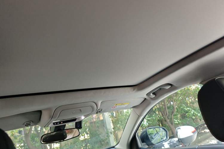 Used Chevrolet Equinox 2017 535T Automatic YuJie Edition Headliner