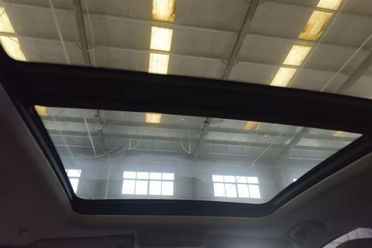 Used Chevrolet Equinox 2017 535T Automatic YuJie Edition Headliner