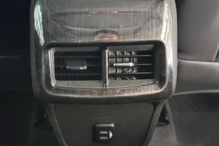 Used Chevrolet Equinox 2017 535T Automatic YuJie Edition Interior 3