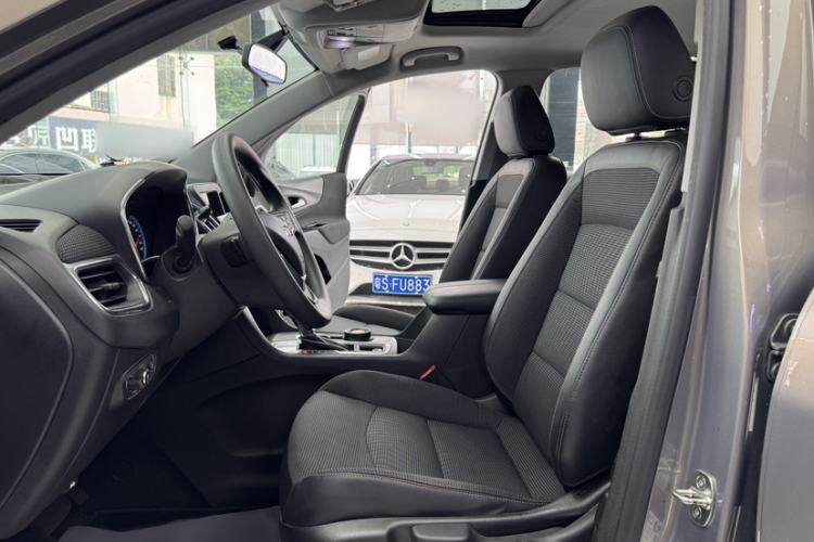 Used Chevrolet Equinox 2017 535T Automatic Lingjie Edition Interior 5