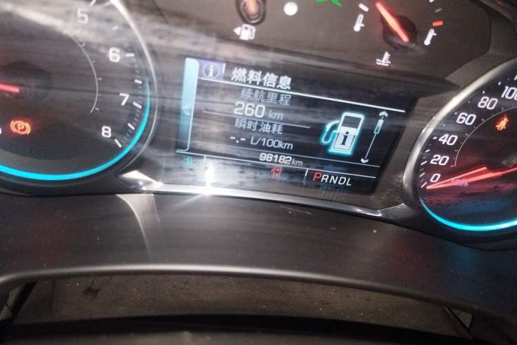 Used Chevrolet Equinox 2017 535T Automatic YuJie Edition Odometer Close Up