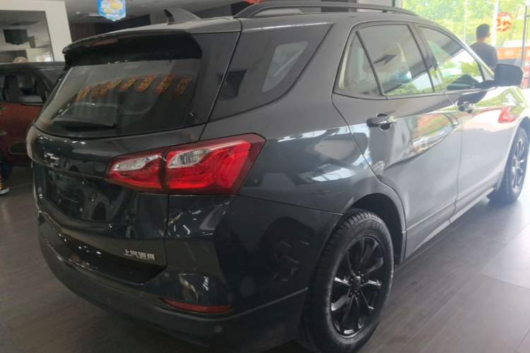 Used Chevrolet Equinox 2017 535T Automatic Chijie Edition Rear Right 45 Deg