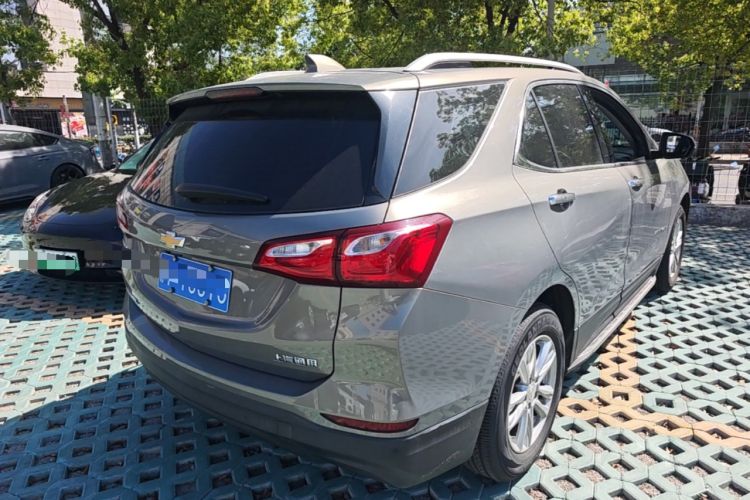 Used Chevrolet Equinox 2017 535T Automatic YuJie Edition Rear Right 45 Deg