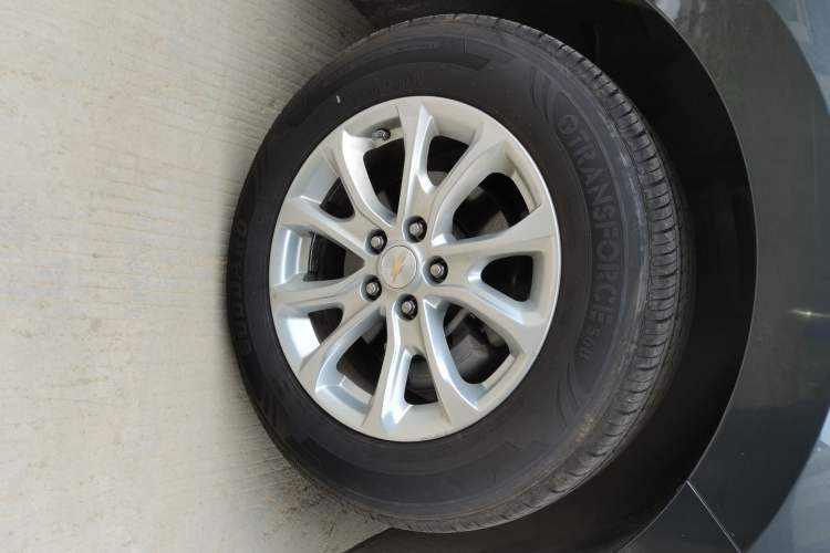 Used Chevrolet Equinox 2017 535T Automatic Lingjie Edition Right Front Wheel Hub