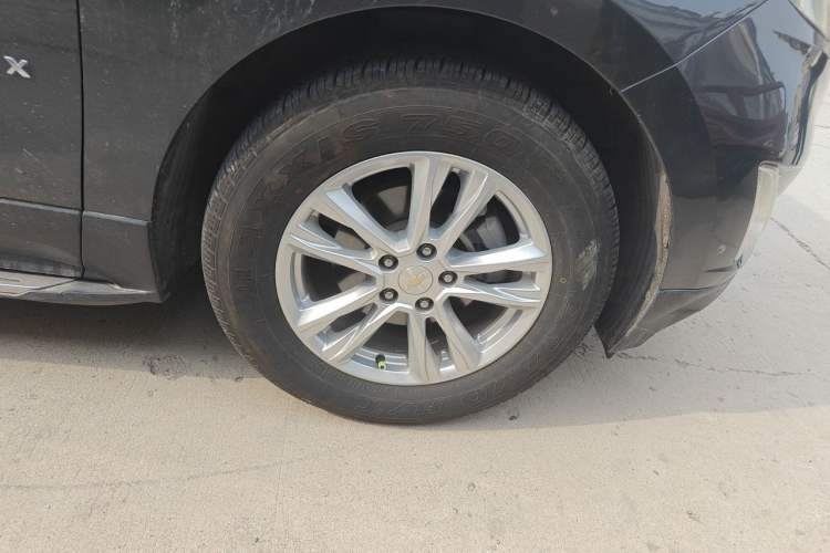 Used Chevrolet Equinox 2017 535T Automatic YuJie Edition Right Front Wheel Hub