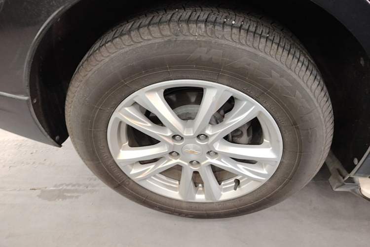 Used Chevrolet Equinox 2017 535T Automatic YuJie Edition Right Rear Wheel Hub