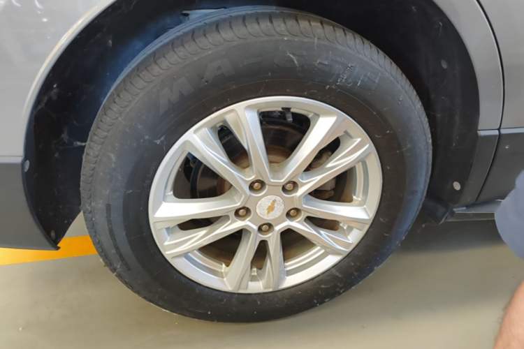Used Chevrolet Equinox 2017 535T Automatic YuJie Edition Right Rear Wheel Hub