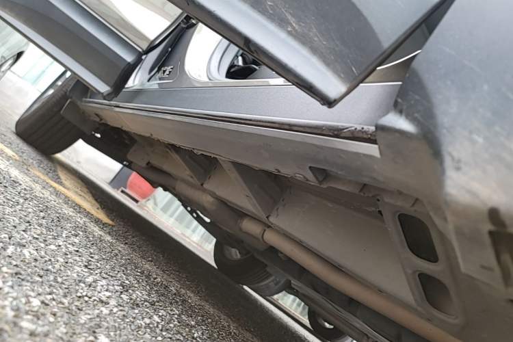 Used Chevrolet Equinox 2017 535T Automatic Lingjie Edition Right Side Sill