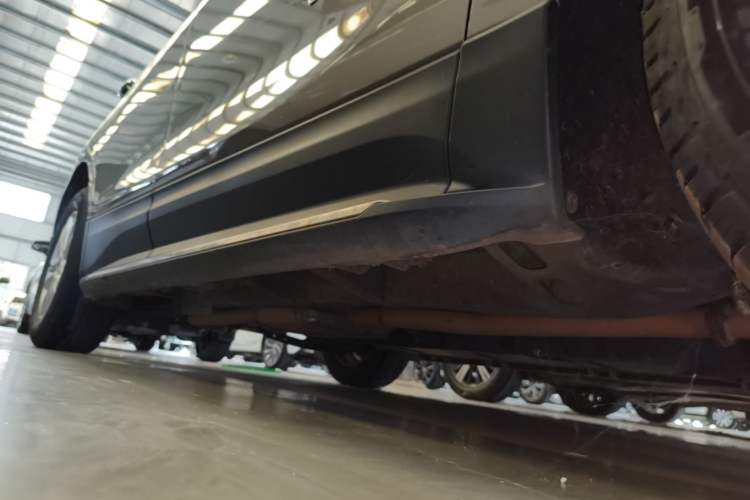 Used Chevrolet Equinox 2017 535T Automatic YuJie Edition Right Side Sill