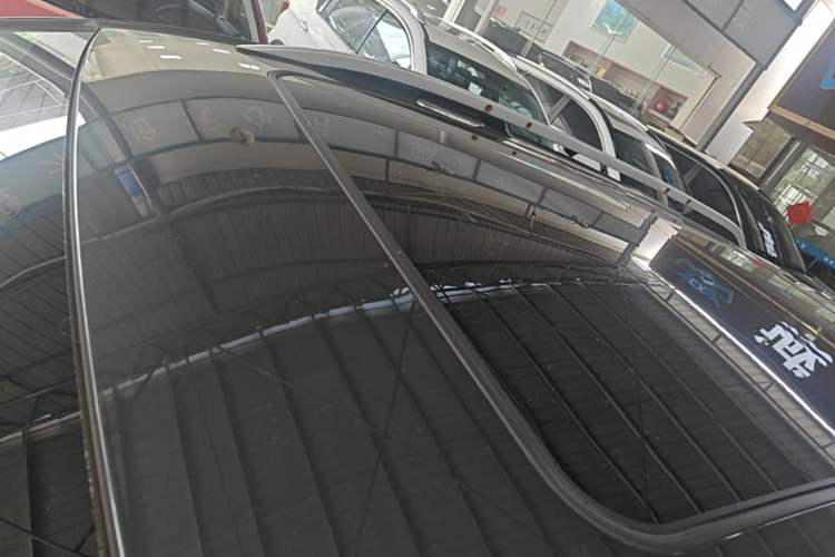 Used Chevrolet Equinox 2017 535T Automatic YuJie Edition Roof
