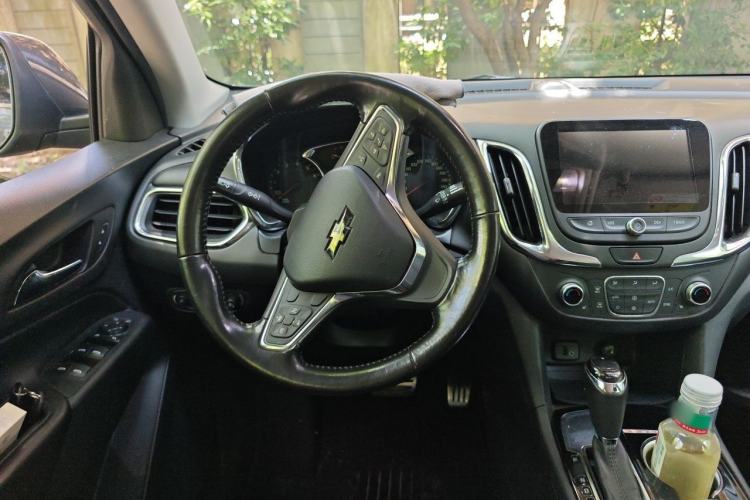 Used Chevrolet Equinox 2017 535T Automatic YuJie Edition Steering Wheel