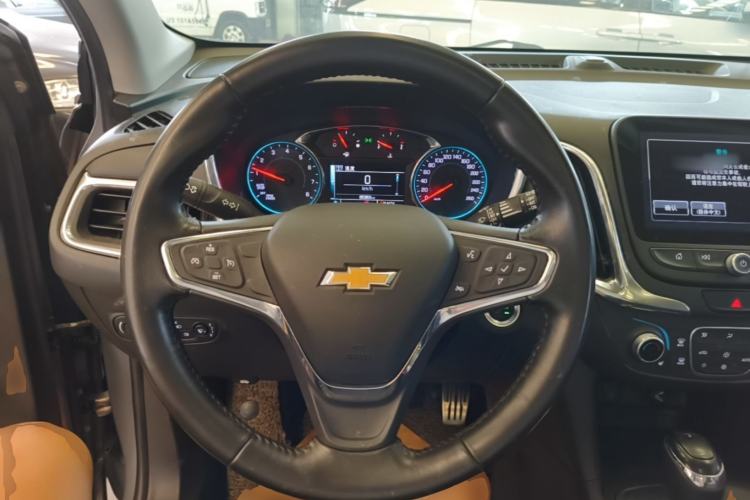 Used Chevrolet Equinox 2017 535T Automatic YuJie Edition Steering Wheel