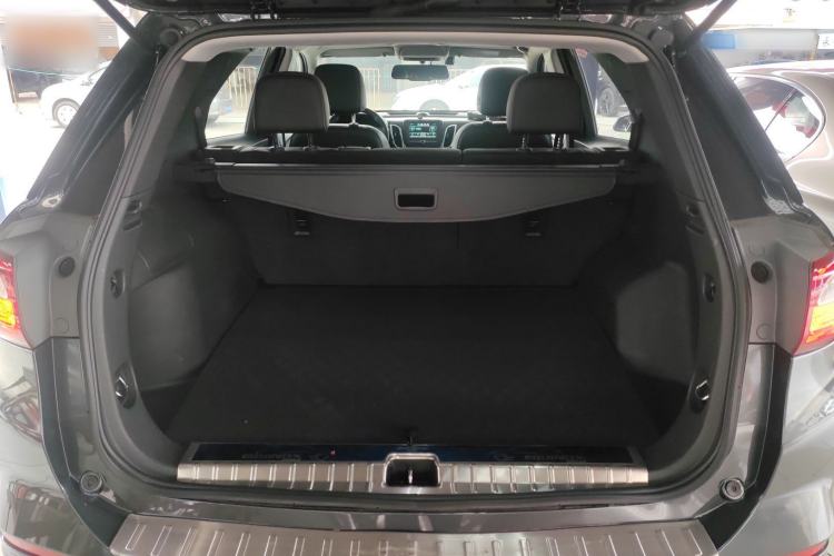 Used Chevrolet Equinox 2017 535T Automatic Chijie Edition Trunk