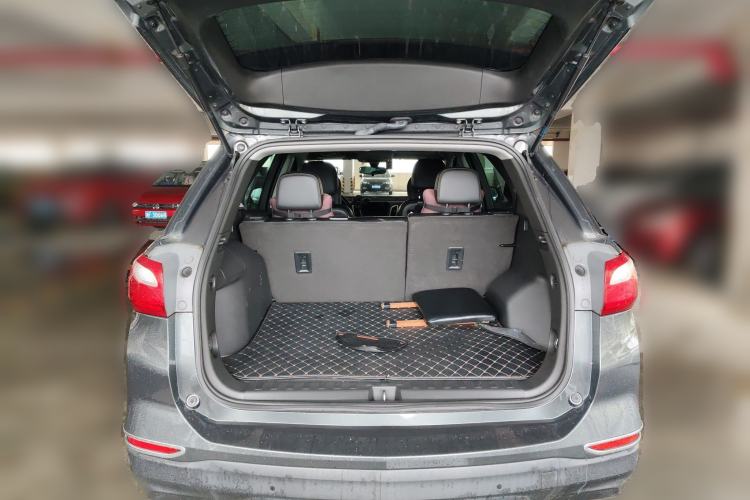 Used Chevrolet Equinox 2017 535T Automatic YuJie Edition Trunk