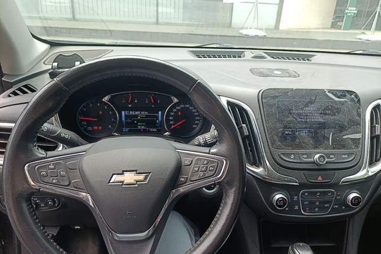 Used Chevrolet Equinox 2017 535T Automatic YuJie Edition Center Console